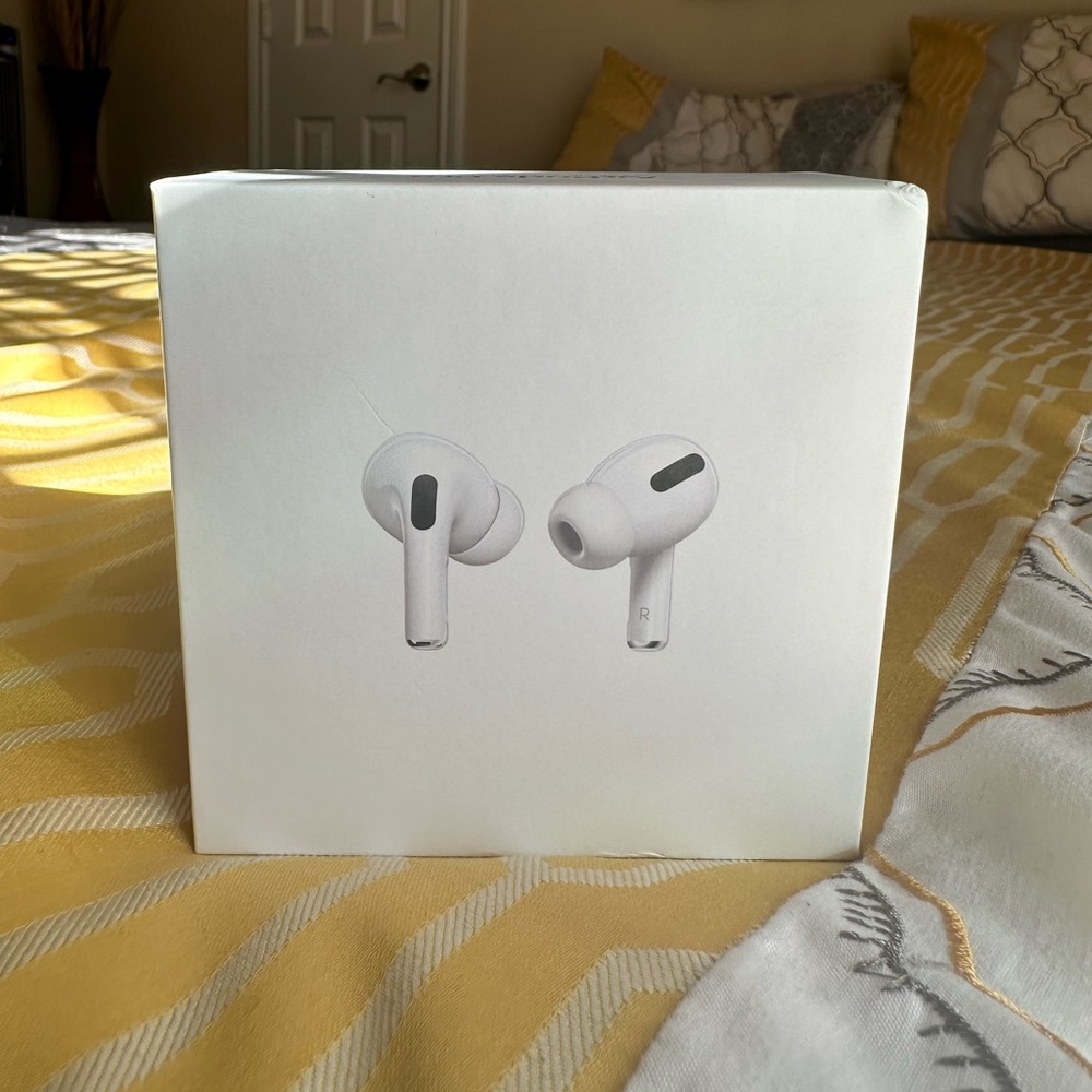 *Sealed* Airpods Pro - Picture 1 of 9
